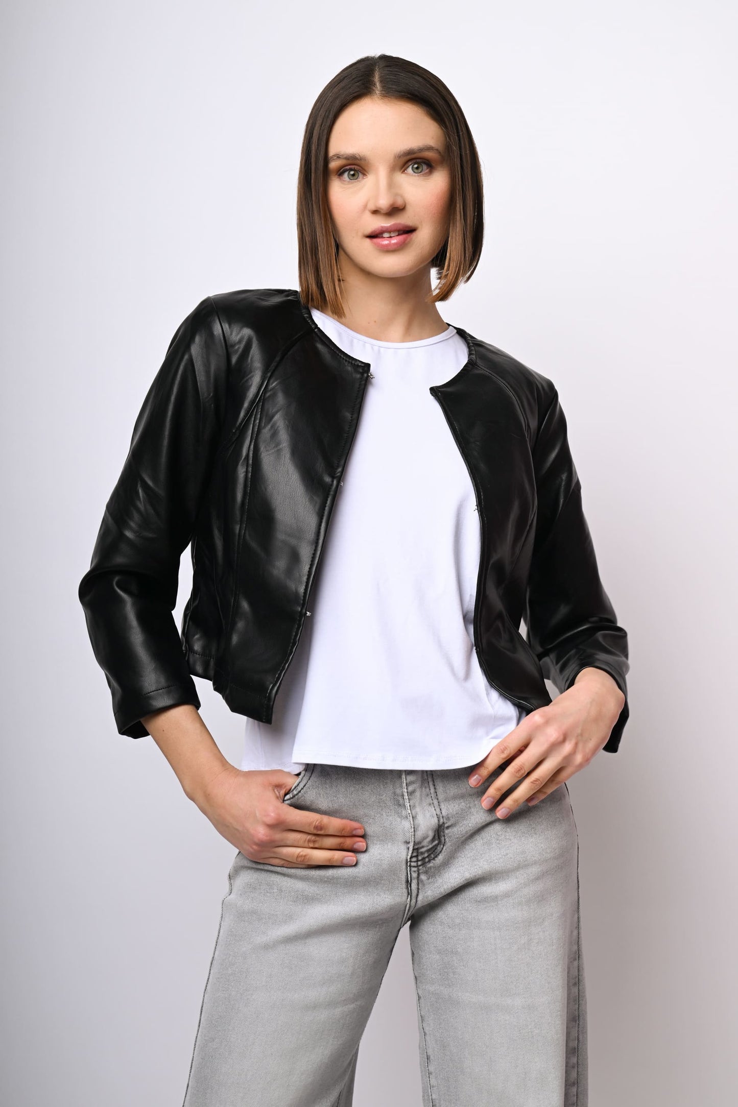 Giacca in similpelle con gancetti